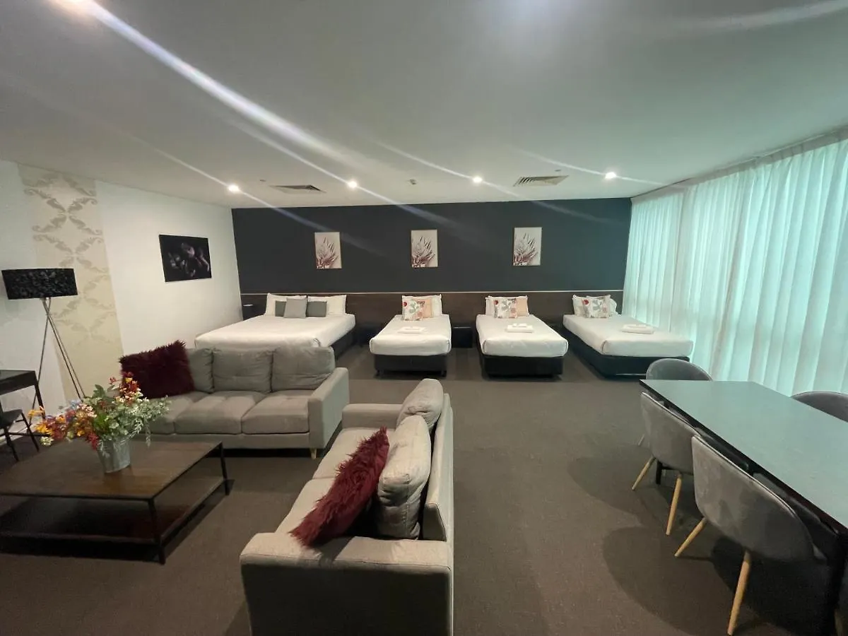 Sfera'S Park Suites & Convention Centre Adelaide Hotel