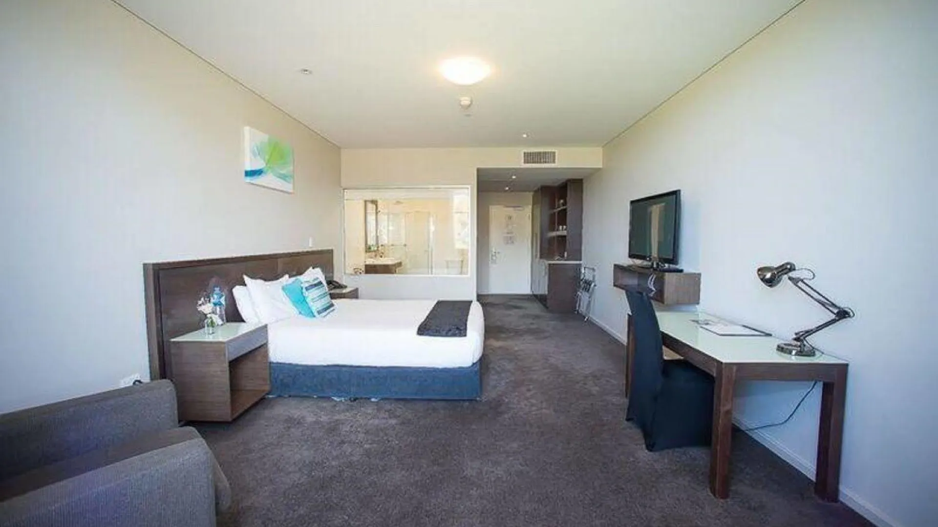 Sfera'S Park Suites & Convention Centre Adelaide Hotel