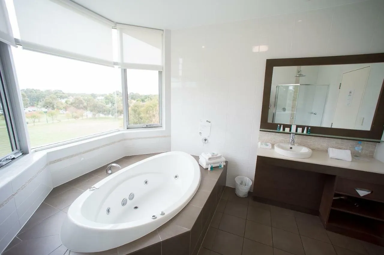 Sfera'S Park Suites & Convention Centre Adelaide Hotel